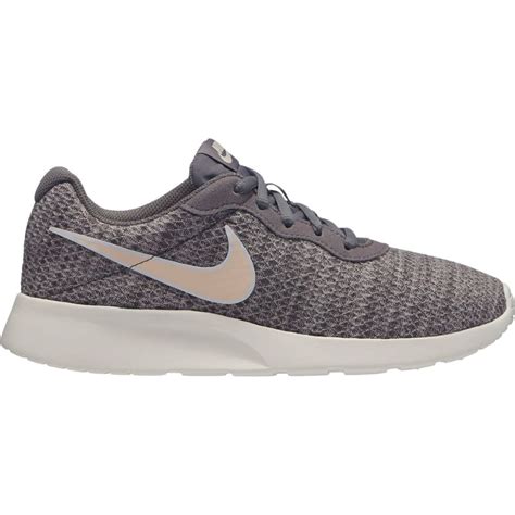 are Nike tanjuns durable